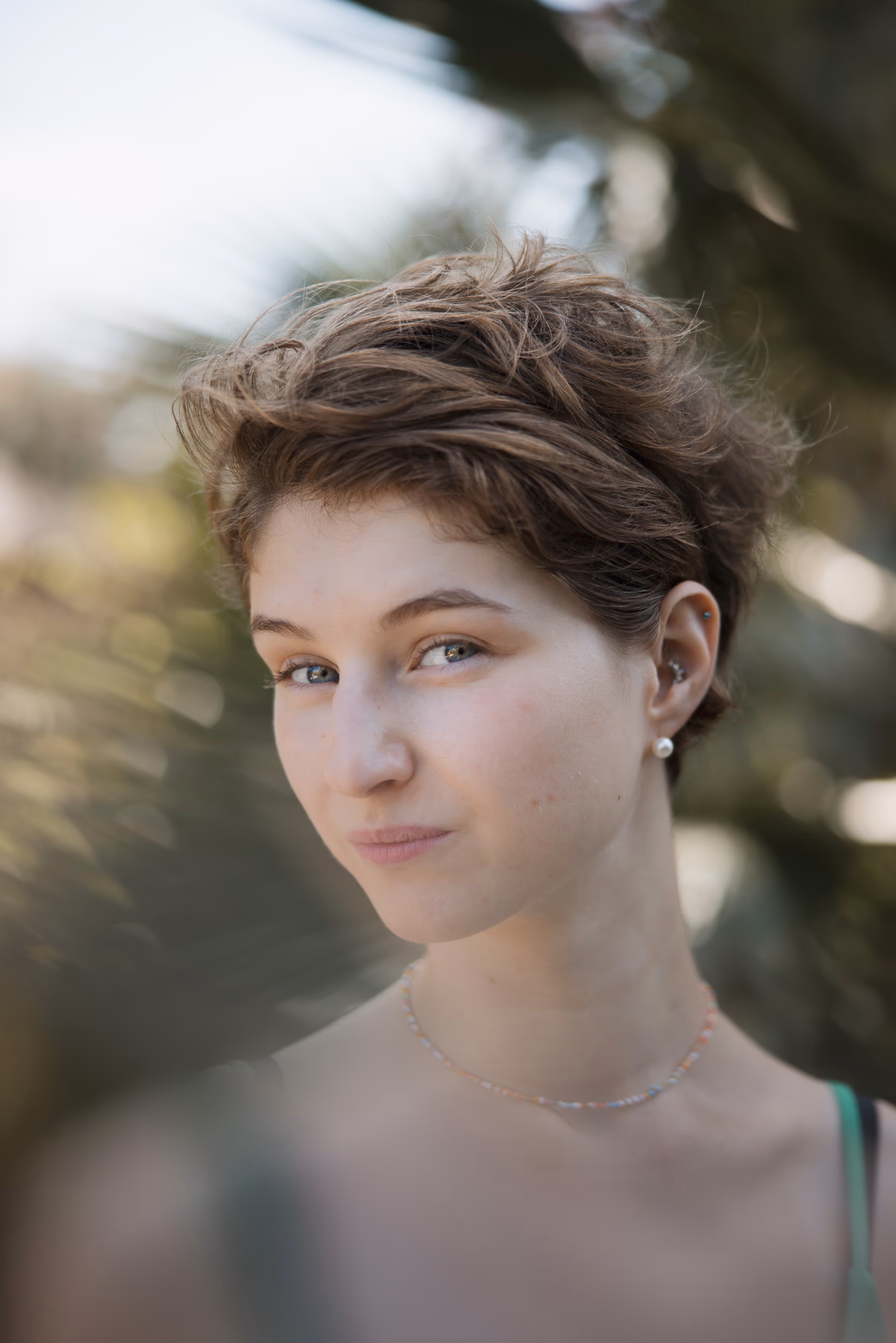 Fröhlicher Moment, Haare im Wind
